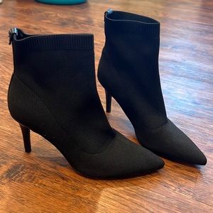 Calvin Klein, size 8, stretchy comfy pump booties